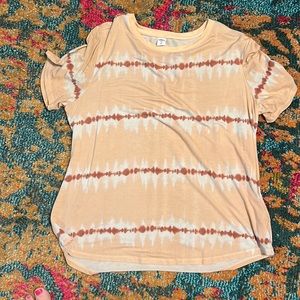 Short sleeve tie-dyed tshirt size L